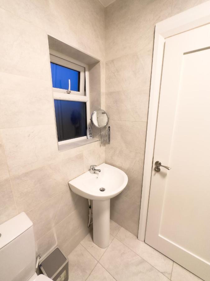 Entire Cozy Guest House Galway Exteriör bild